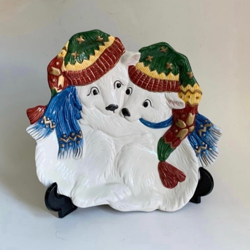 Fitz and Floyds Christmas Holiday White Polar Bear Ceramic Wall Decor Plate